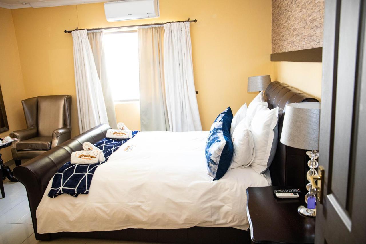 A-Z Boutique Guesthouse Windhoek Esterno foto
